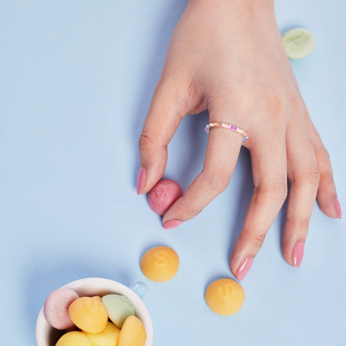 [Love More]Lively In Shades Elegant Radiant Cut Daily Ring