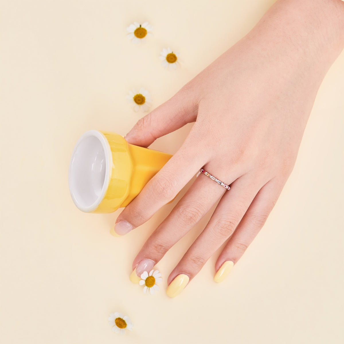 [Love More]Charming Colorful Round Cut Daily Ring