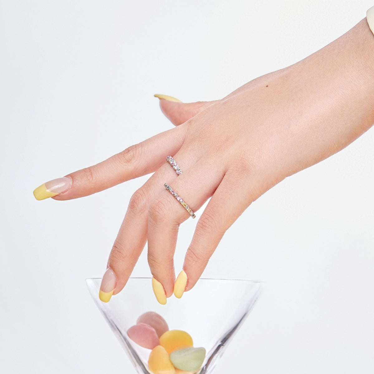 [Love More]Charming Colorful Round Cut Daily Ring