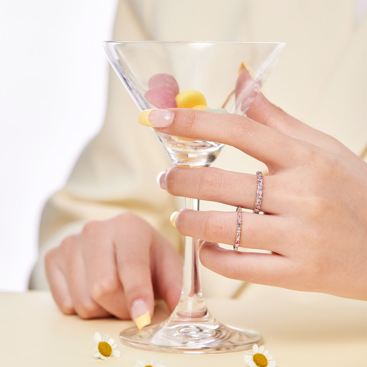 [Love More]Charming Colorful Round Cut Daily Ring