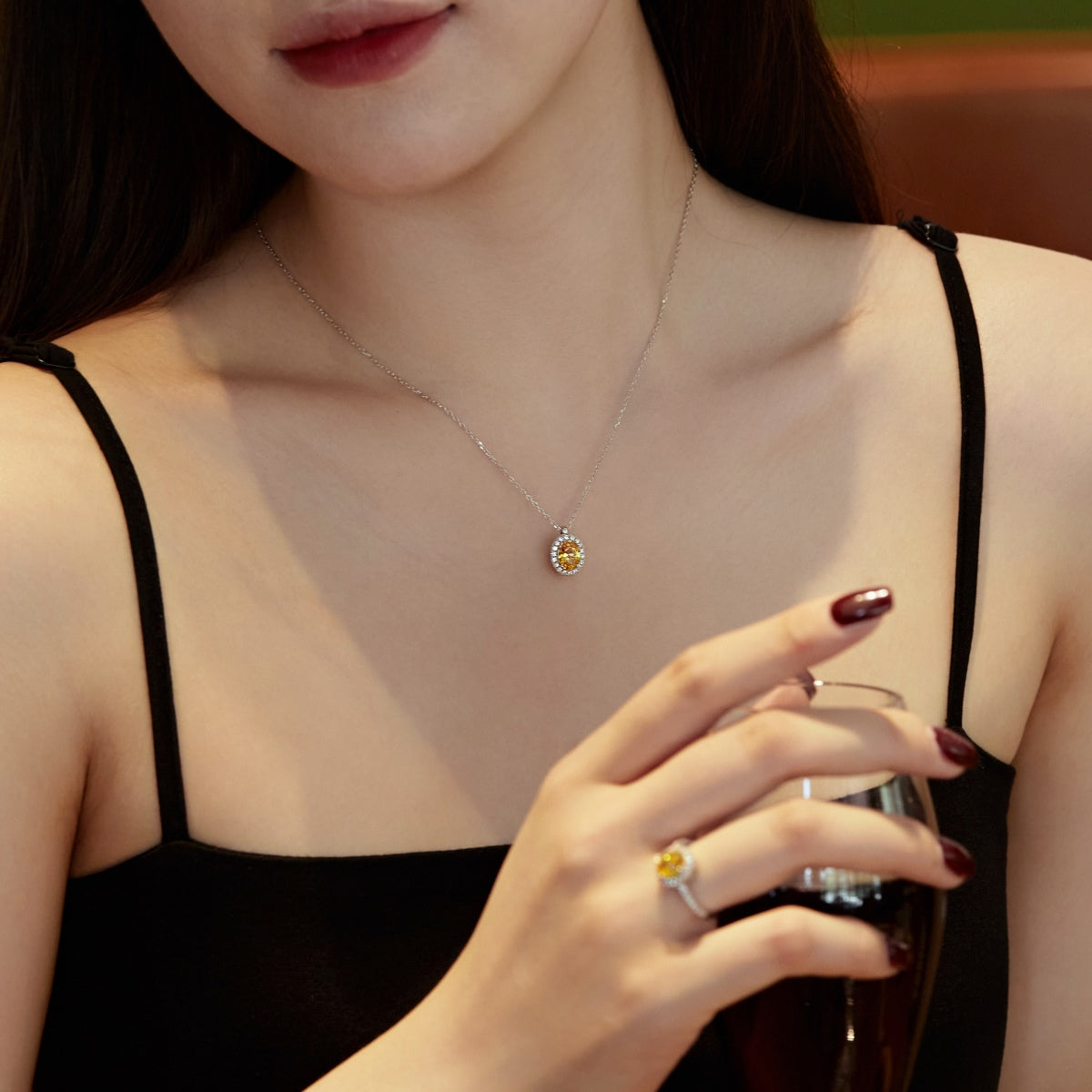 [Love More]Delicate Unique Oval Cut Daily Earrings