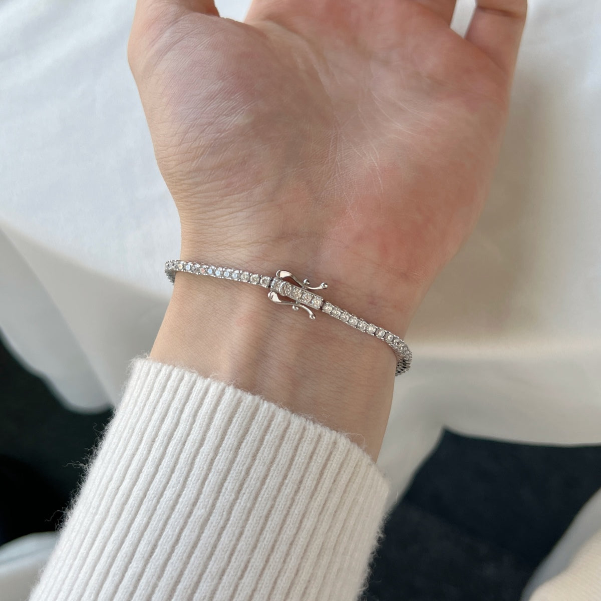 [Love More]Dazzling Exquisite Round Cut Daily Bracelet