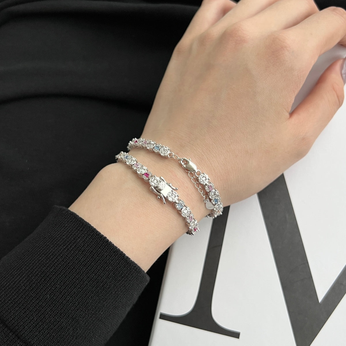 [Love More]Dazzling Radiant Multi Cut Daily Bracelet