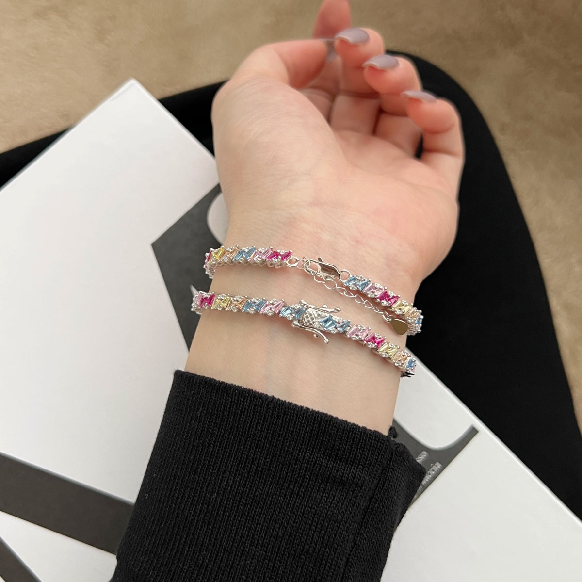[Love More]Ornate Sparkling Multi Cut Party Bracelet