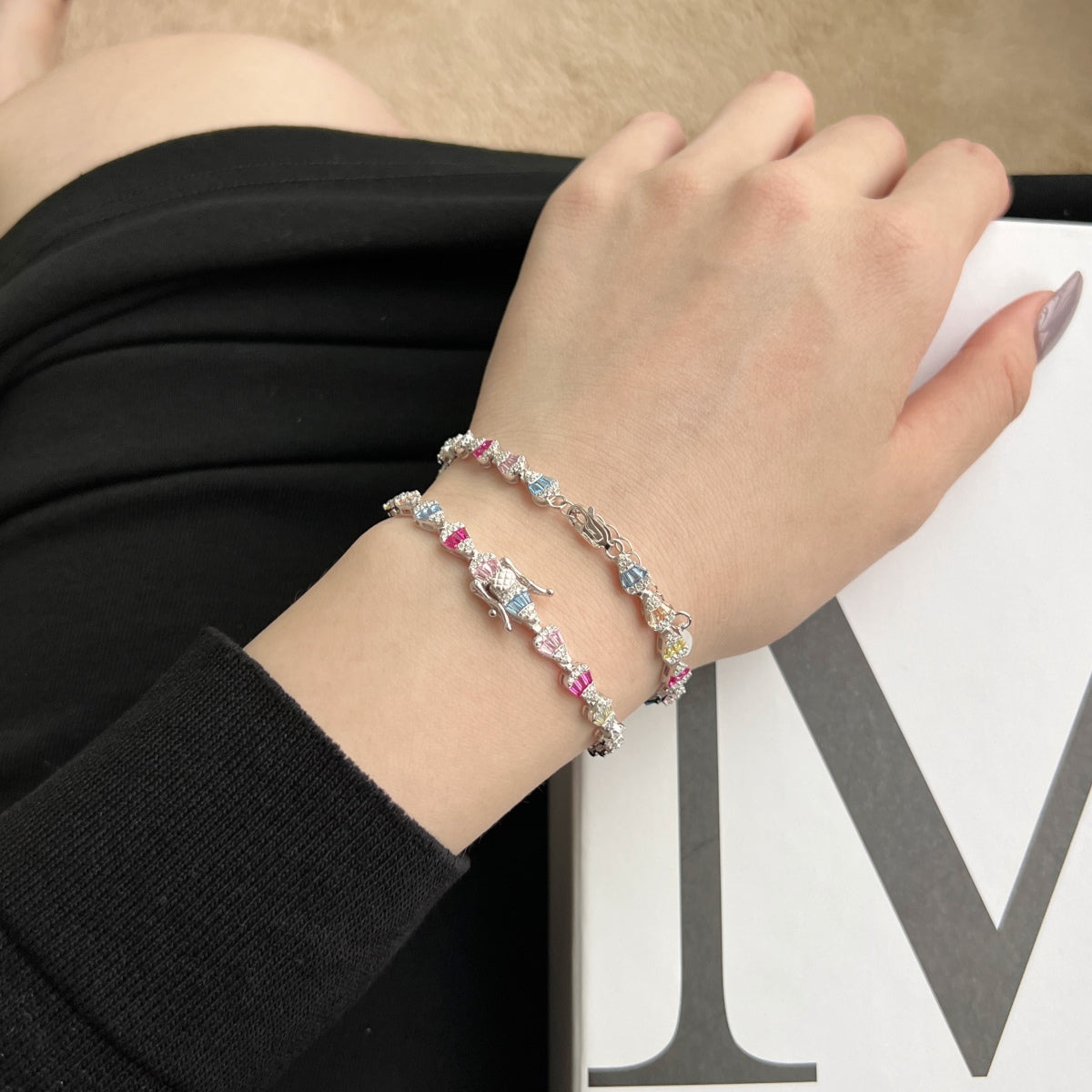 [Love More]Radiant Water Drop Shape Daily Bracelet