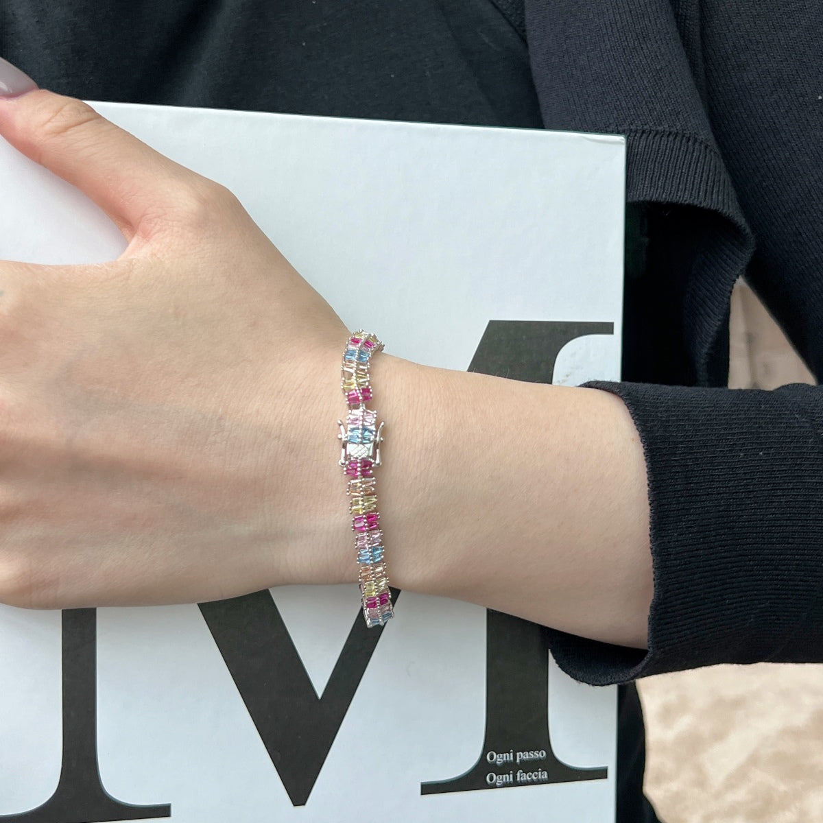 [Love More]Sparkling Exquisite Multi Cut Party Bracelet