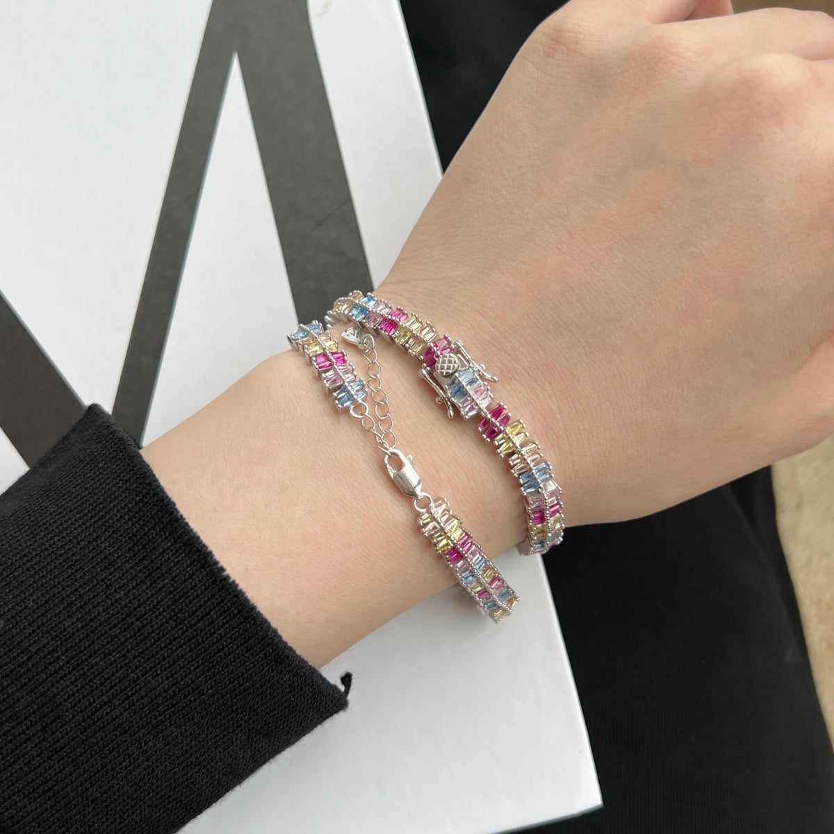 [Love More]Sparkling Exquisite Multi Cut Party Bracelet