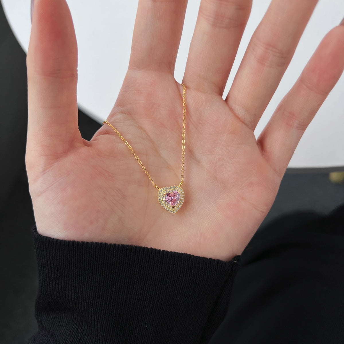 [Love More]Exquisite Heart Shape Necklace
