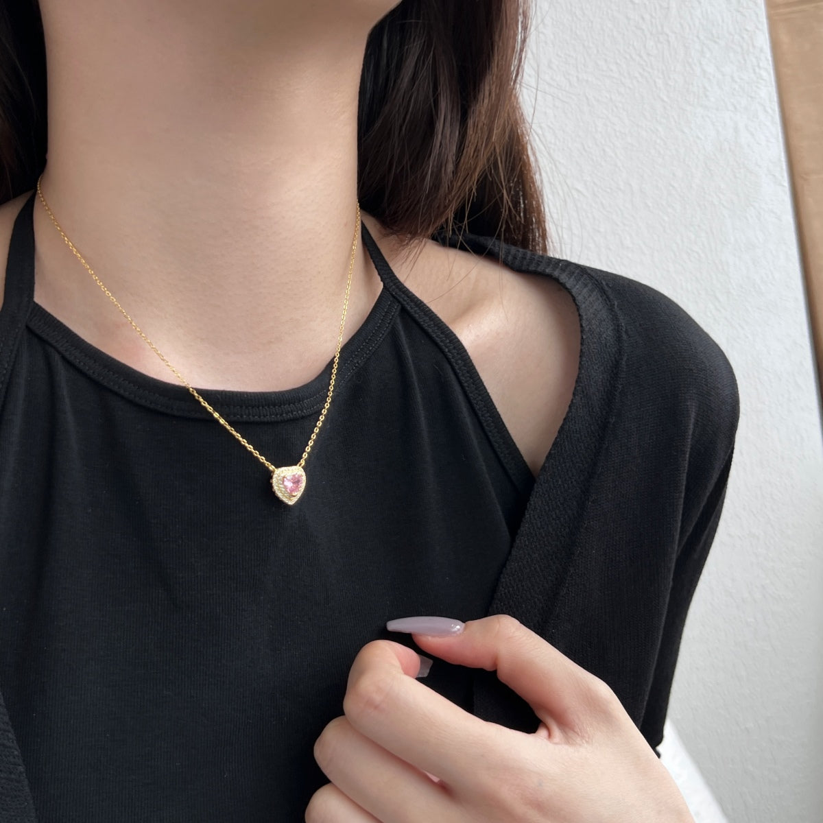 [Love More]Exquisite Heart Shape Necklace
