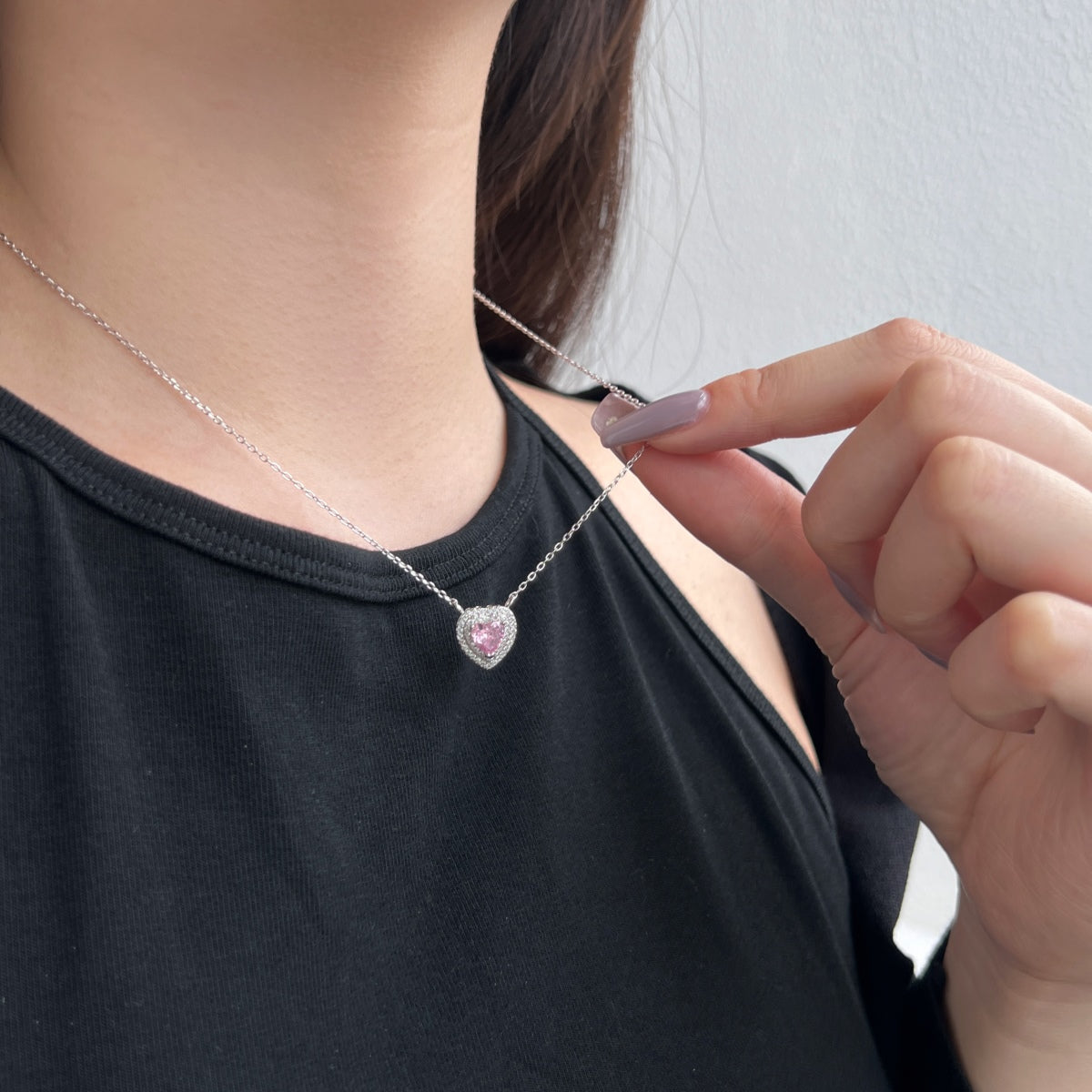 [Love More]Exquisite Heart Shape Necklace