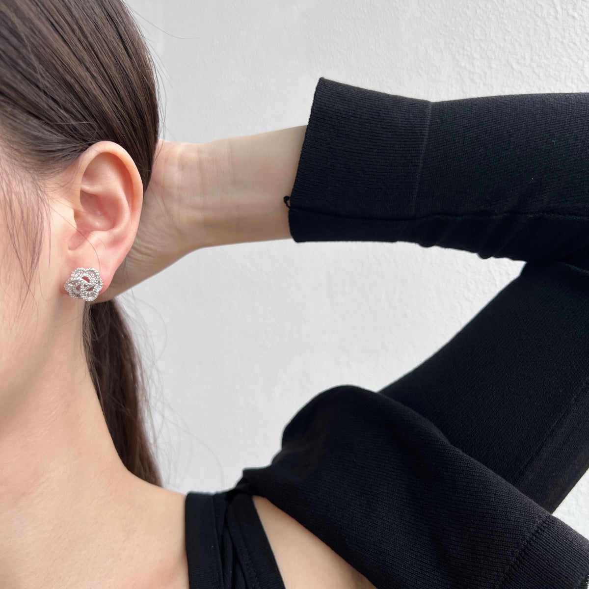 [Love More]Exquisite Flower Shape Daily Earrings