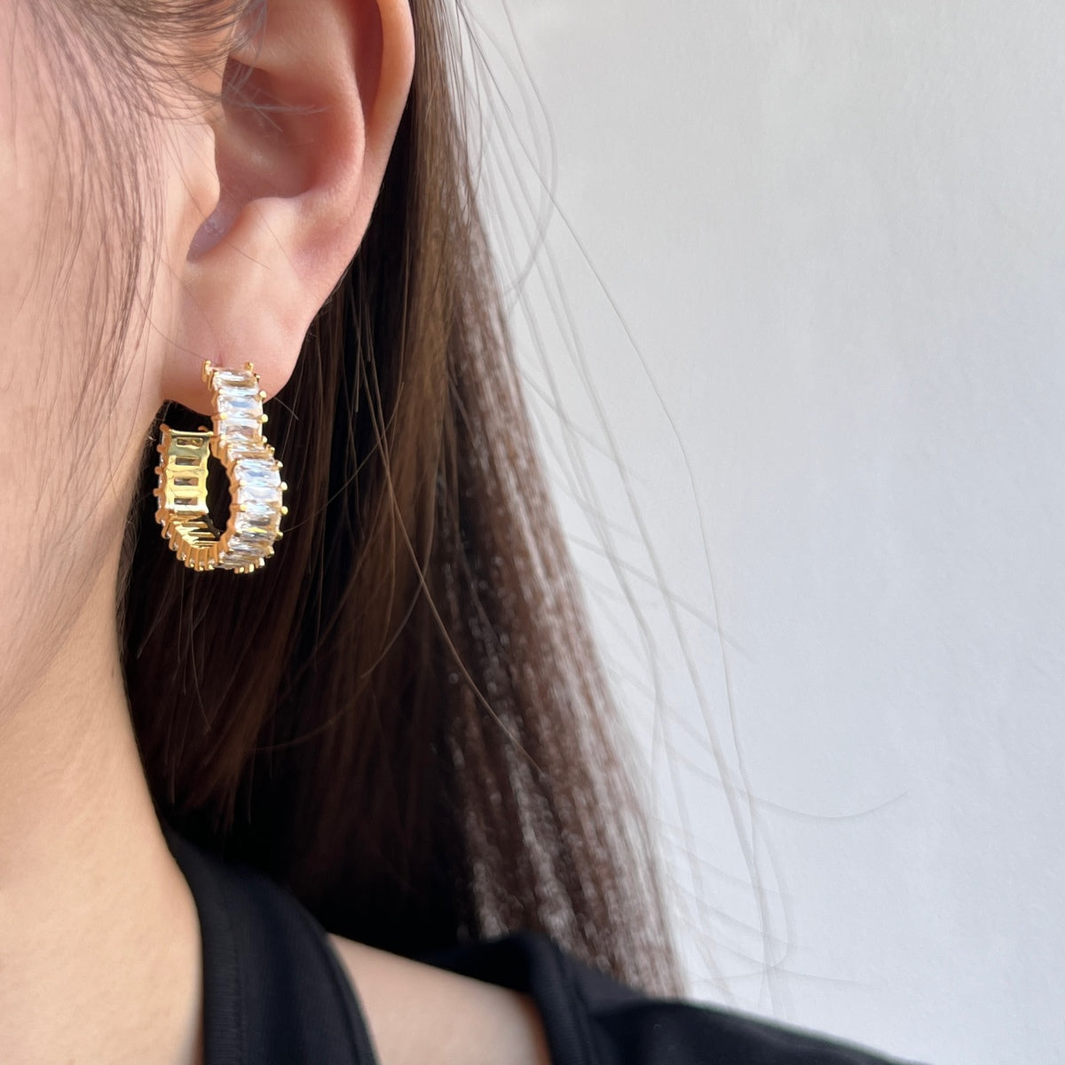 [Love More]Radiant Heart Cutout Earrings