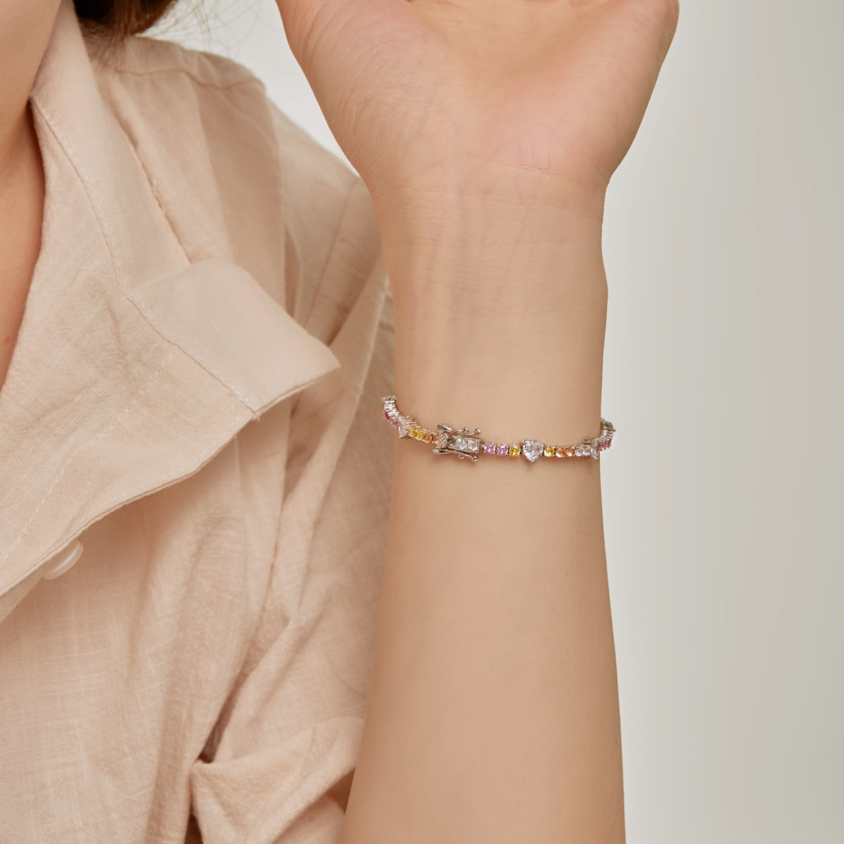 [Love More]Romantic Heart Shape Round Cut Lover Bracelet