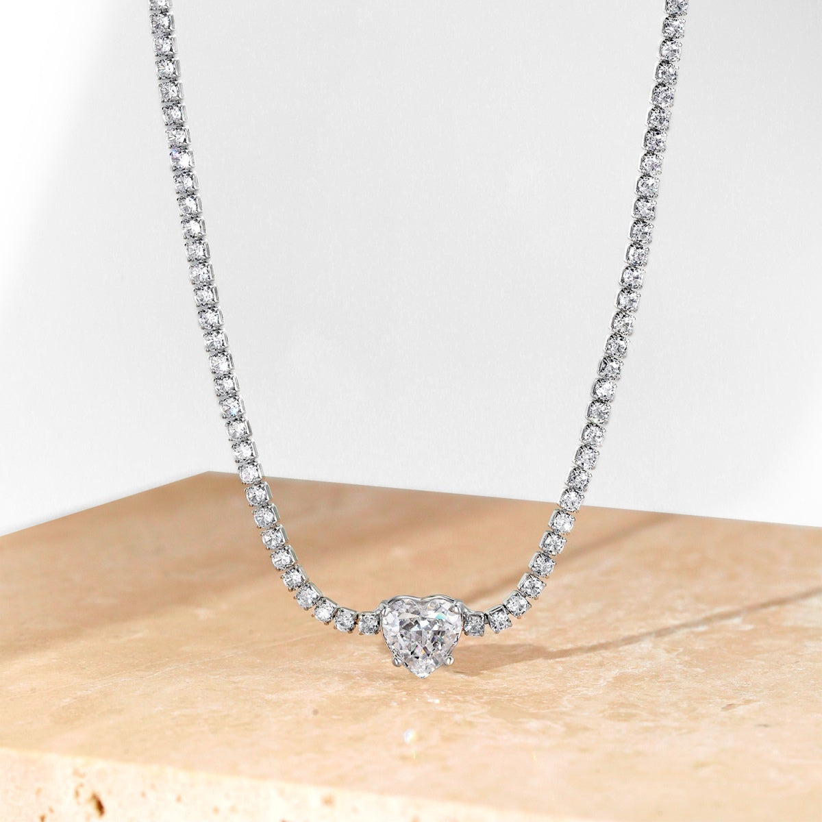 [Love More]2.0 Carat Sparkling Tennis Heart Cut Necklace