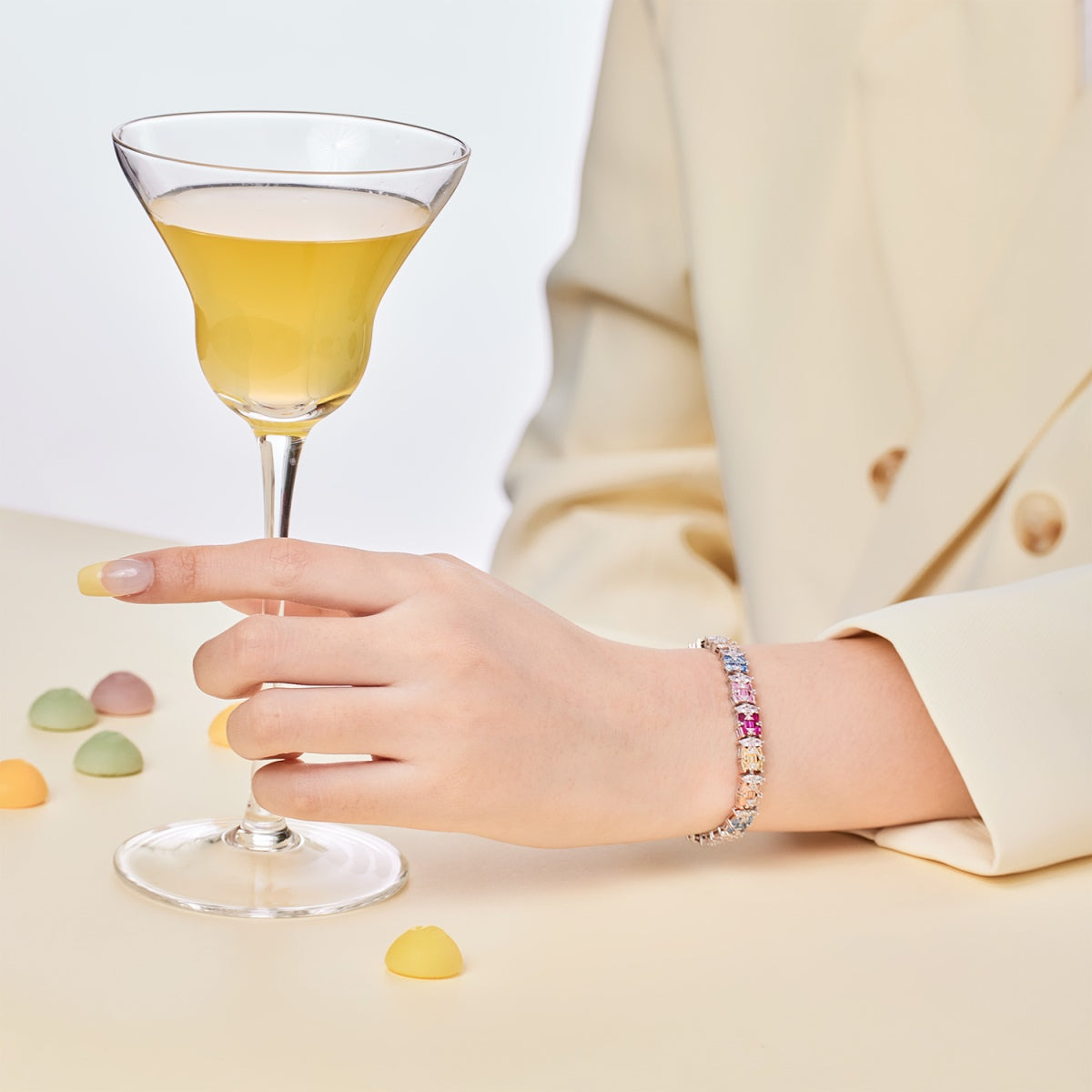 [Love More]Delicate Colorful Multi Cut Party Bracelet