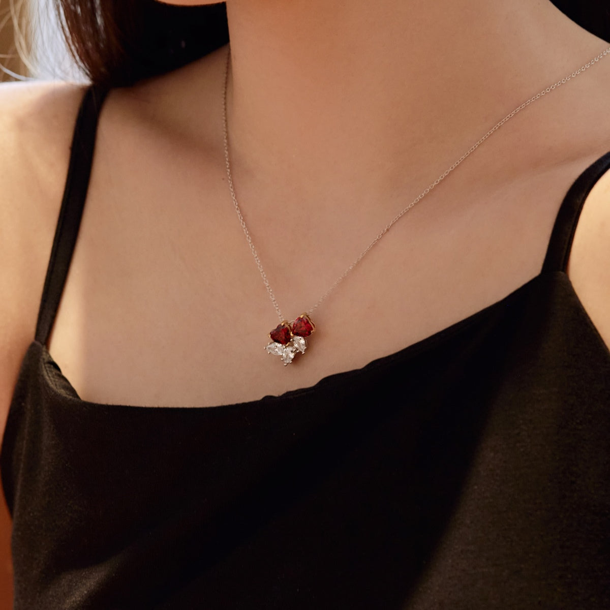 [Love More]Dainty Red Heart Necklace