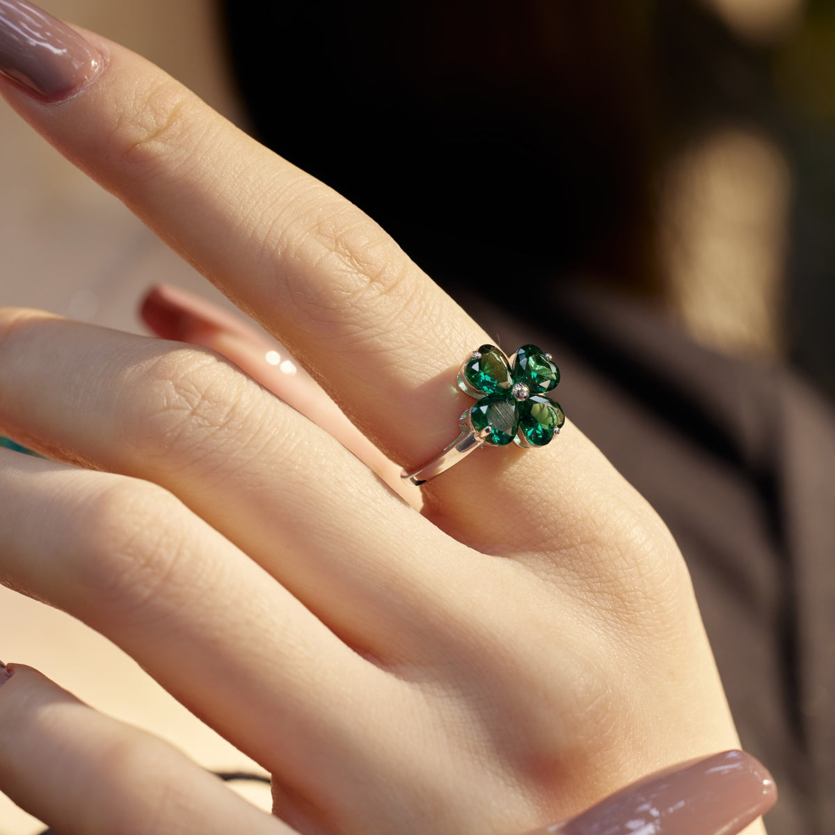 [Love More]Heart-shaped Four-Leaf Clover Ball Ring