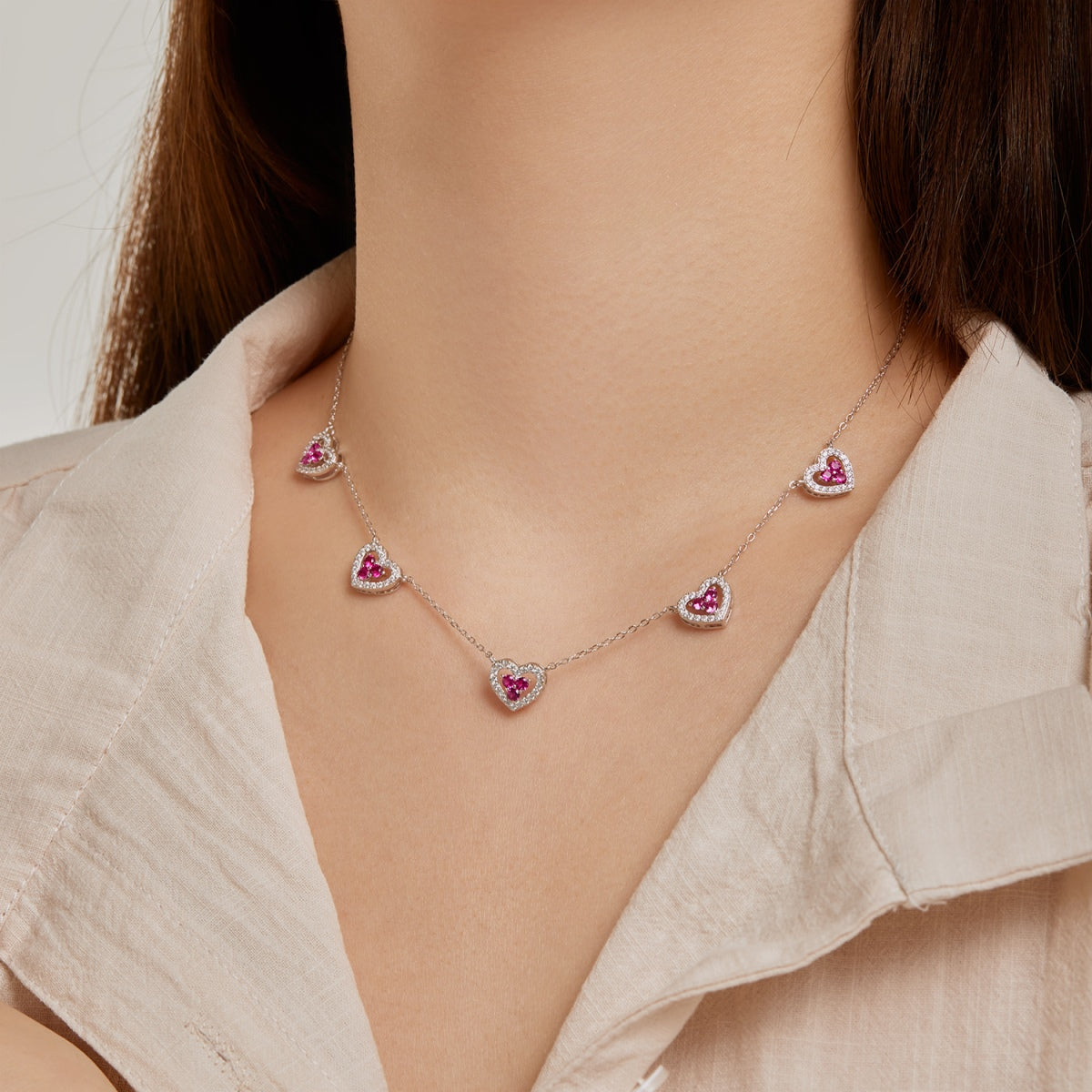 [Love More]Sparkling Five Heart Necklace