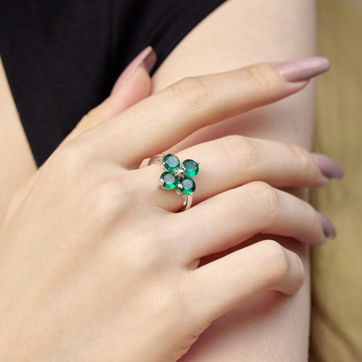 [Love More]Four-Leaf Clover Eight-Pointed Star Ring