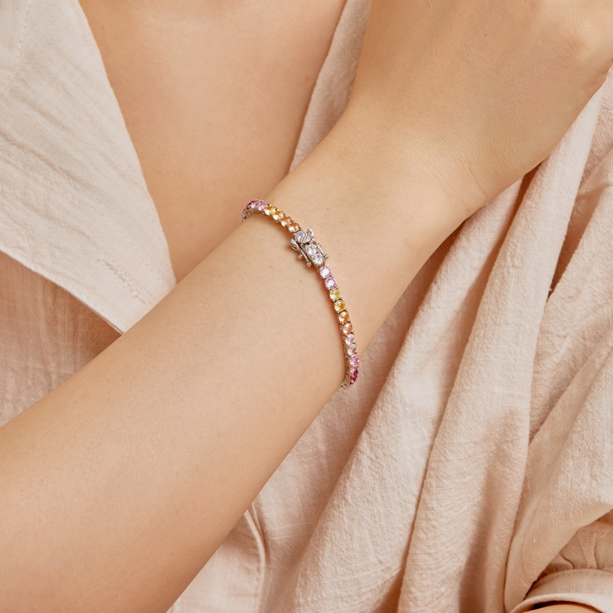 [Love More]Radiant Colorful Round Cut Tennis Bracelet