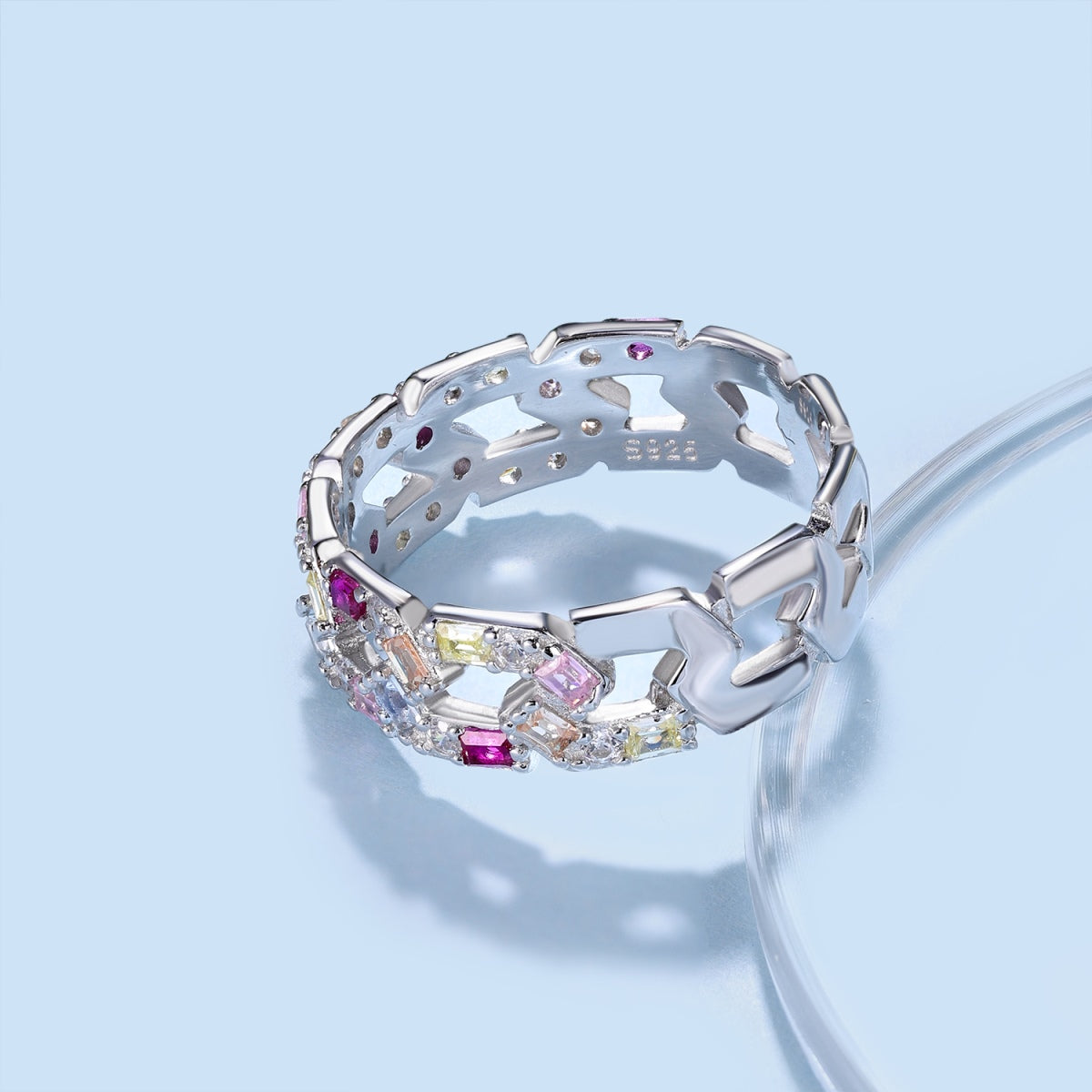 [Love More]Sparkling Vibrant Emerald Cut Daily Ring