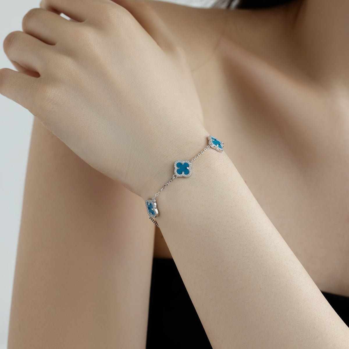 [Love More]Four-Leaf Clover Exquisite Bracelet