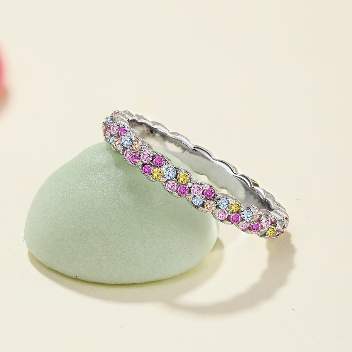 [Love More]Dainty Ebullient Round Cut Daily Ring