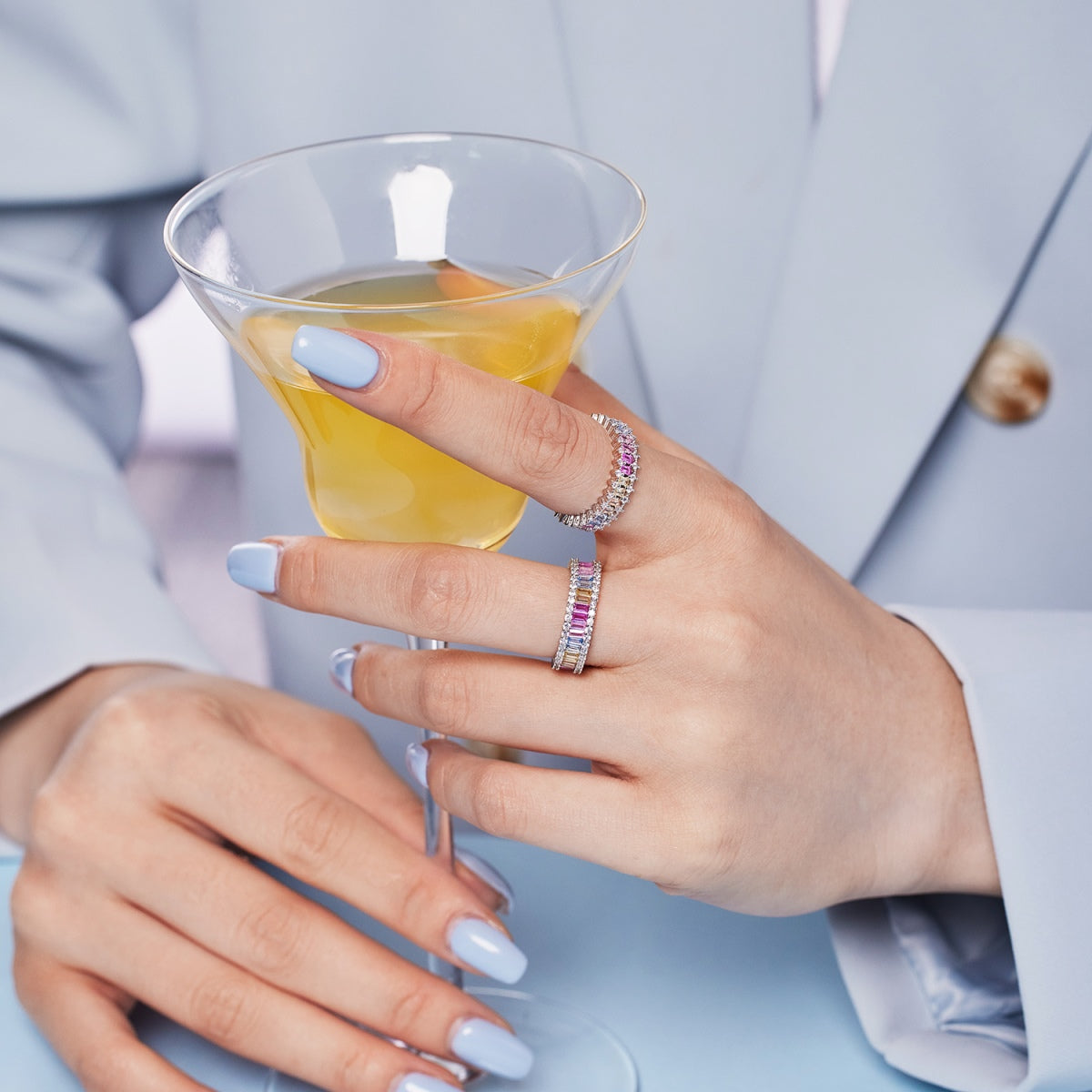 [Love More]Splashy Ornate Emerald Cut Cocktail Ring