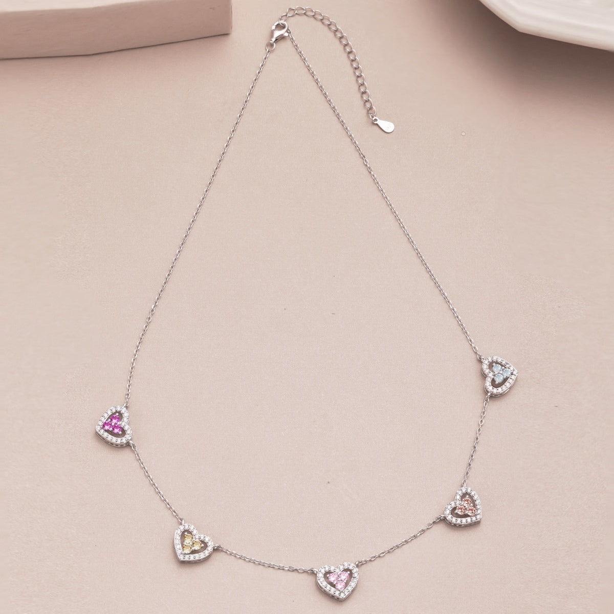 [Love More]Sparkling Five Heart Necklace
