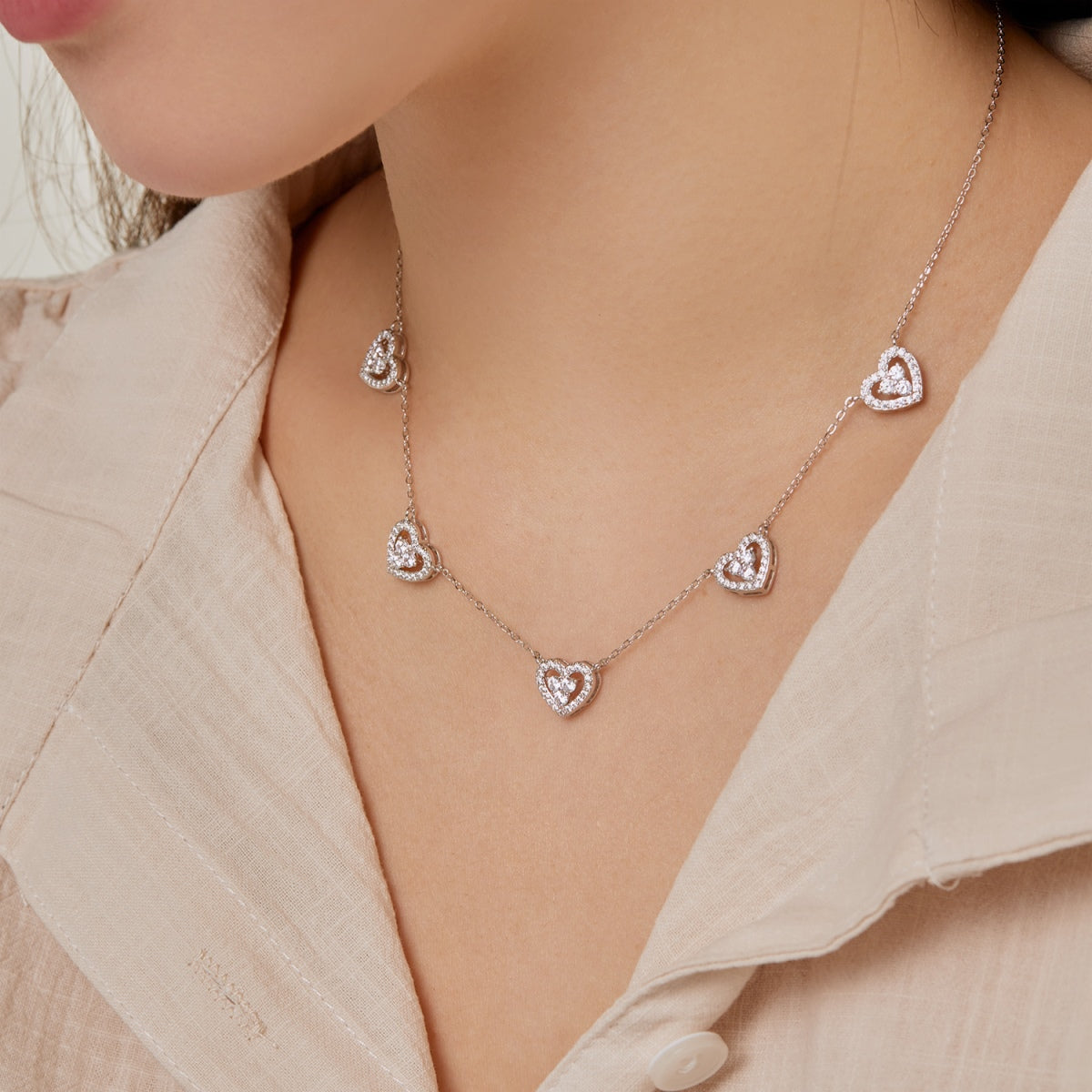 [Love More]Sparkling Five Heart Necklace