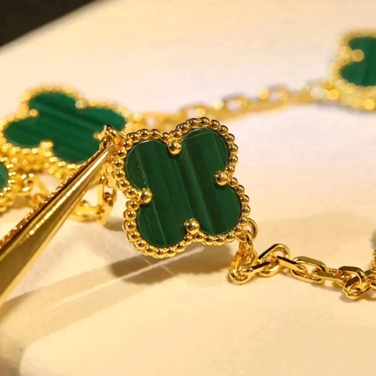 [Love More]CLOVER 5 MOTIFS MALACHITE BRACELET