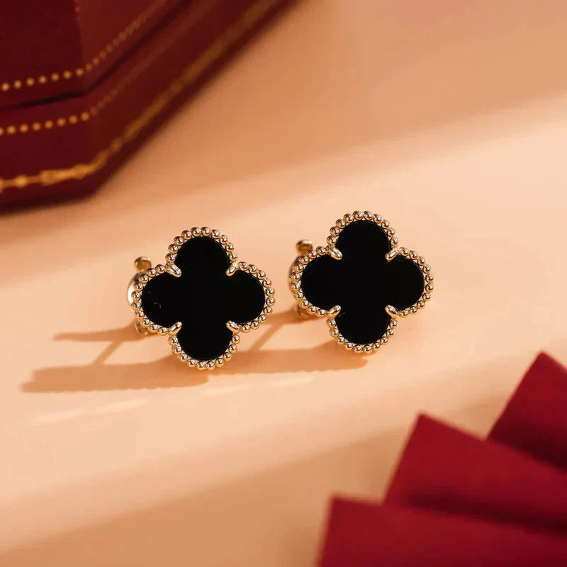 [Love More]CLOVER MEDIUM 1 MOTIFS  ONYX STUD EARRINGS