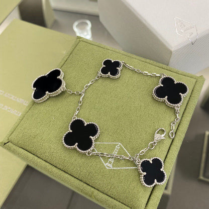 [Love More]CLOVER 5 MOTIFS SIVLER ONYX BRACELET