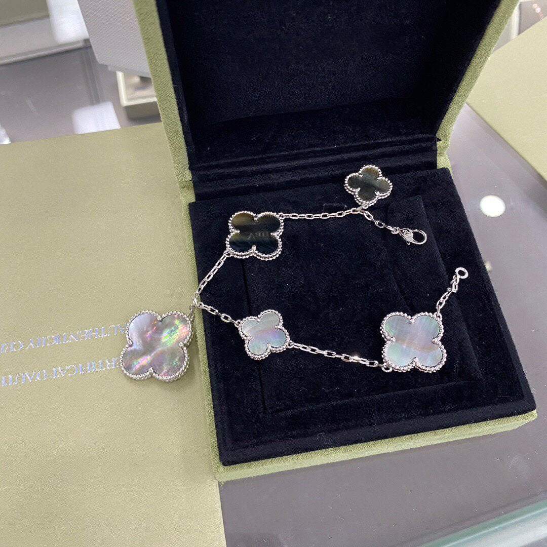 [Love More]CLOVER 5 MOTIFS SIVLER DARK MOP BRACELET