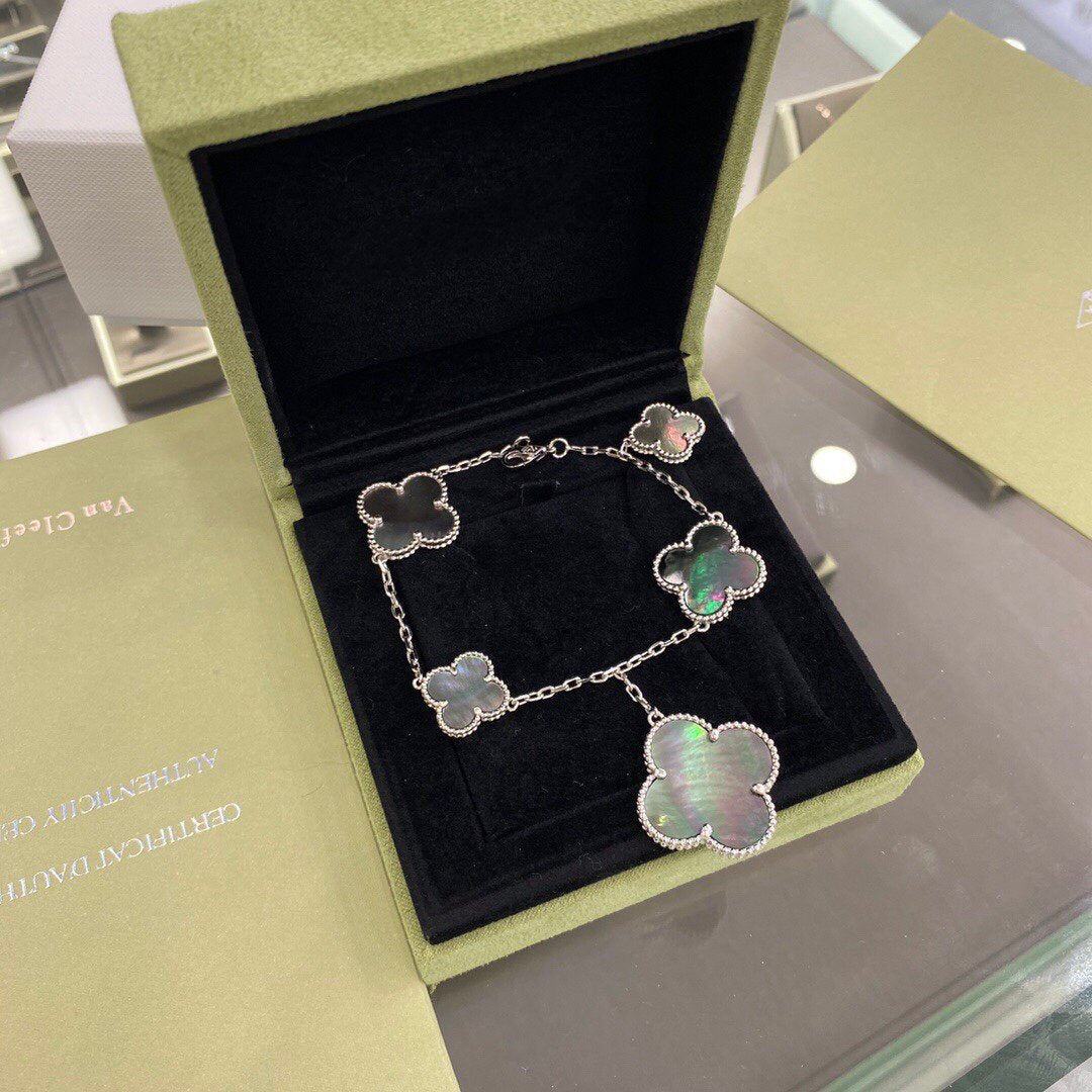 [Love More]CLOVER 5 MOTIFS SIVLER DARK MOP BRACELET