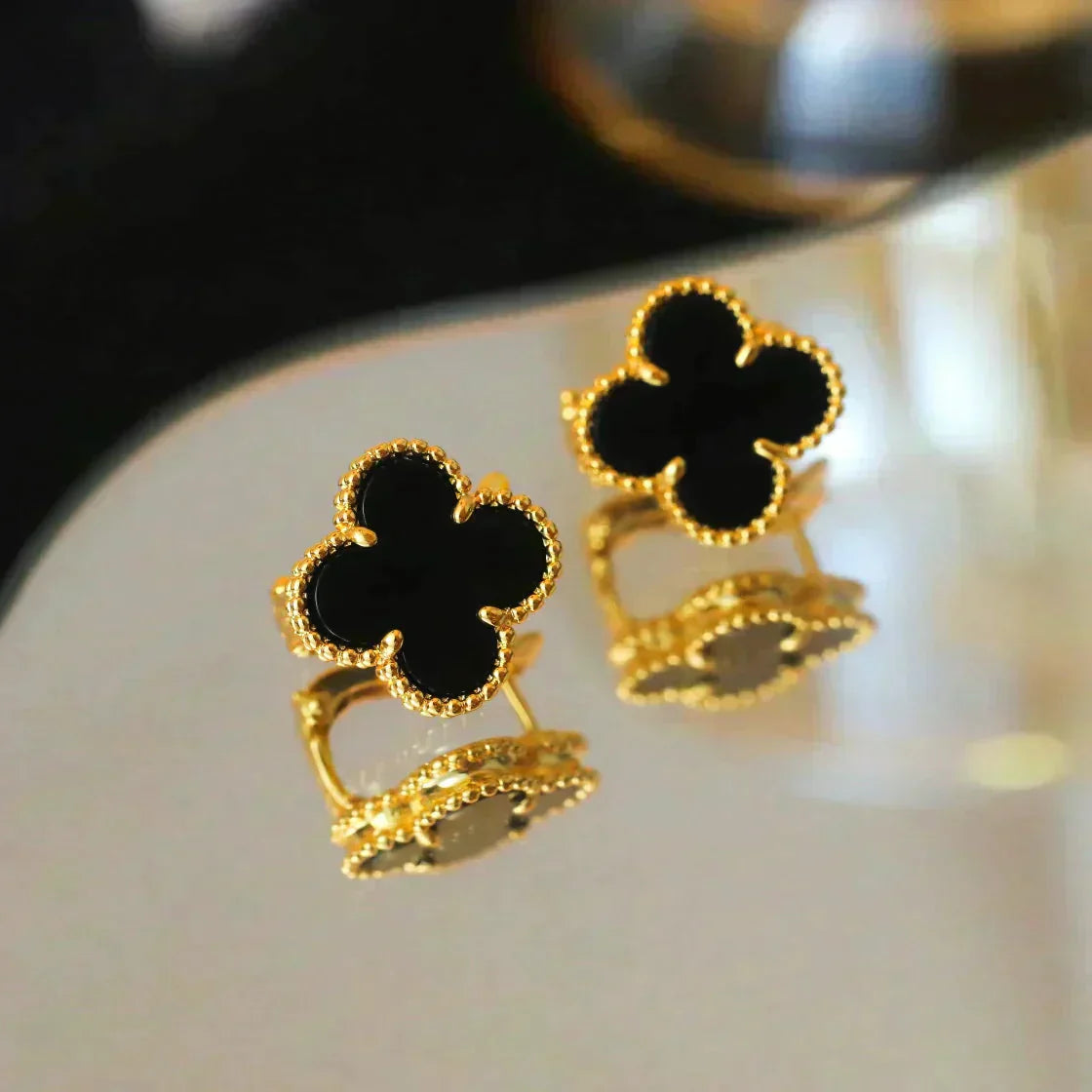 [Love More]CLOVER MEDIUM 1 MOTIFS  ONYX STUD EARRINGS