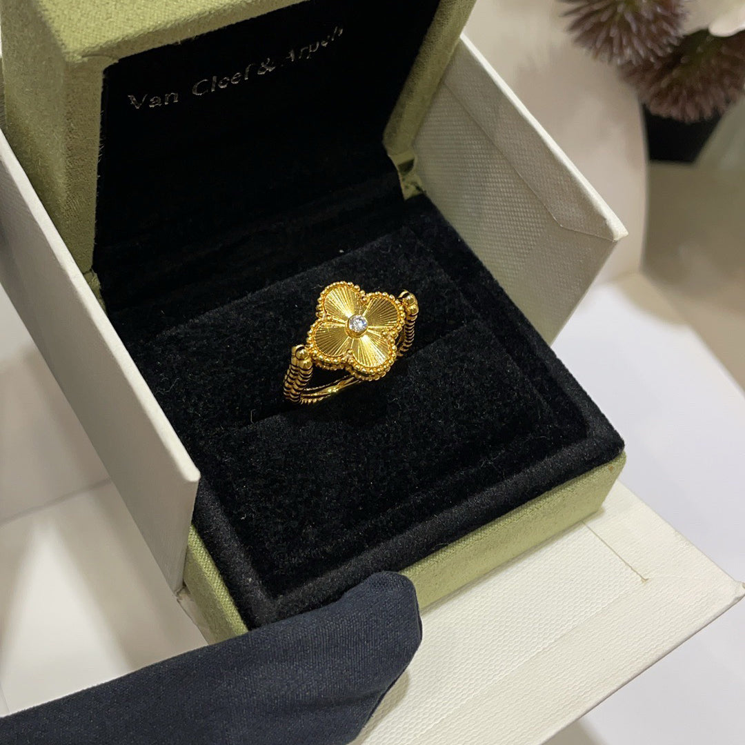 [Love More]CLOVER RIVERSIBLE BLUE AGATE RING