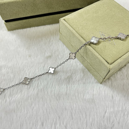 [Love More]CLOVER 6 MOTIF WHITE MOP BRACELET