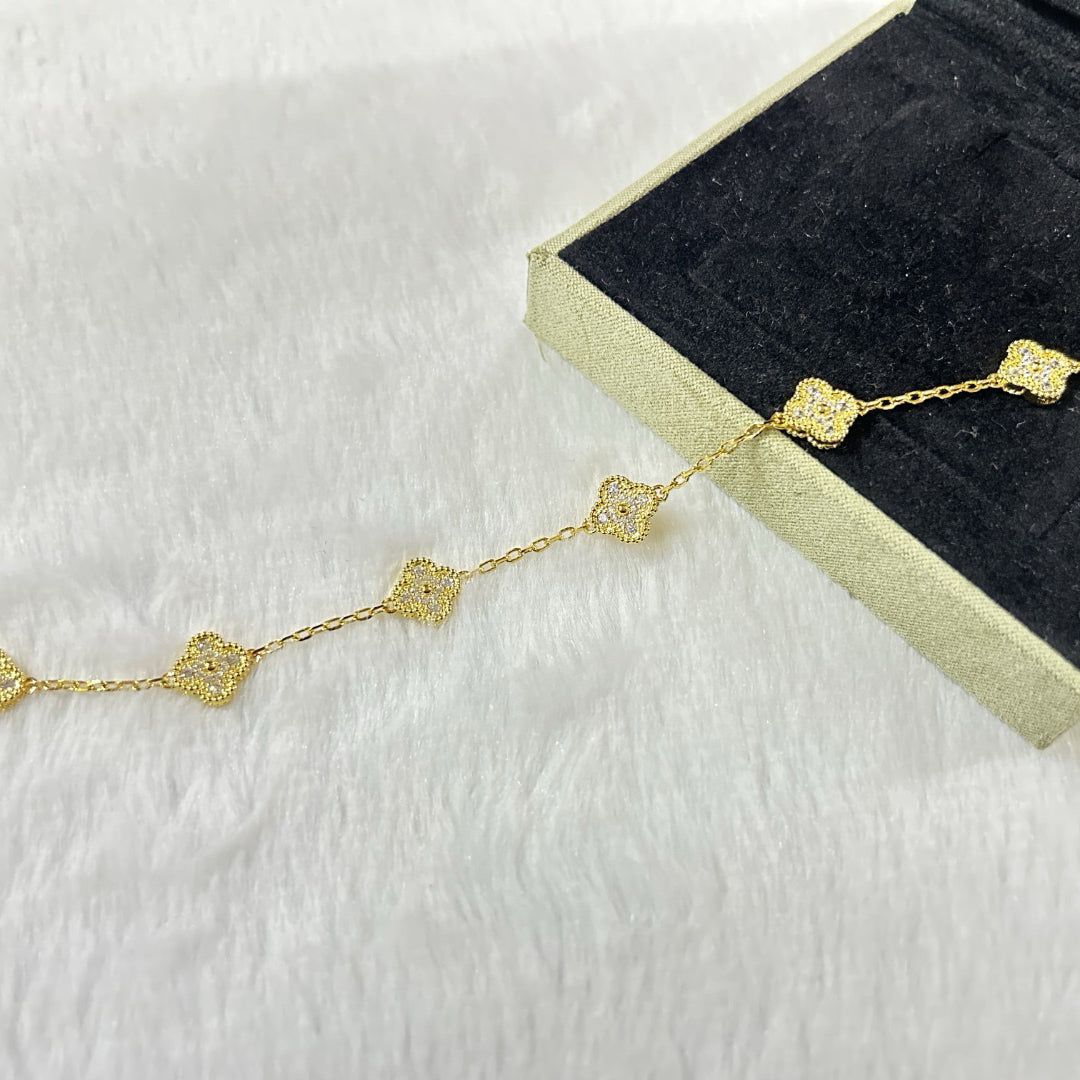 [Love More]CLOVER 6 MOTIF DIAMOND BRACELET