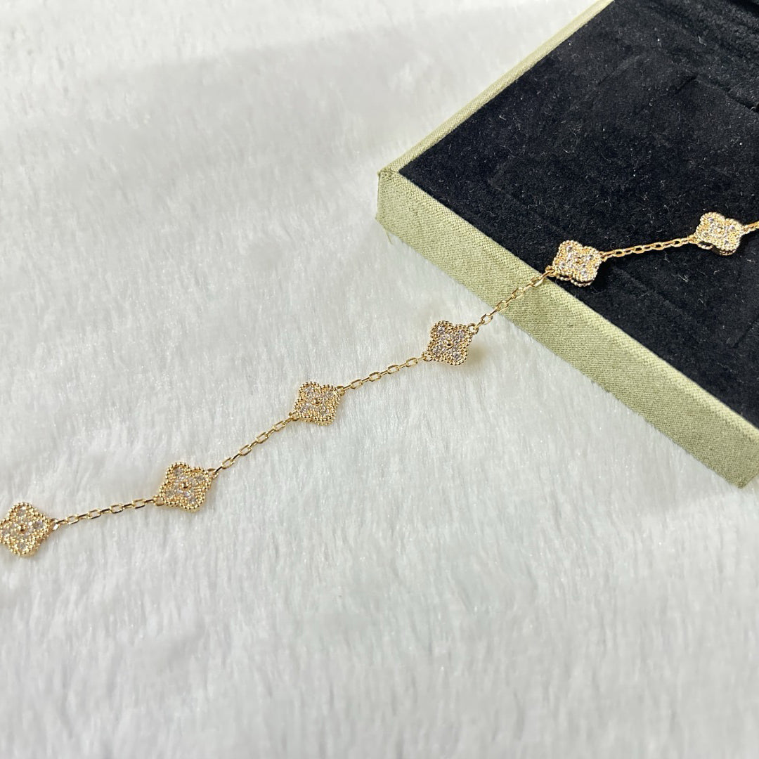 [Love More]CLOVER 6 MOTIF DIAMOND BRACELET