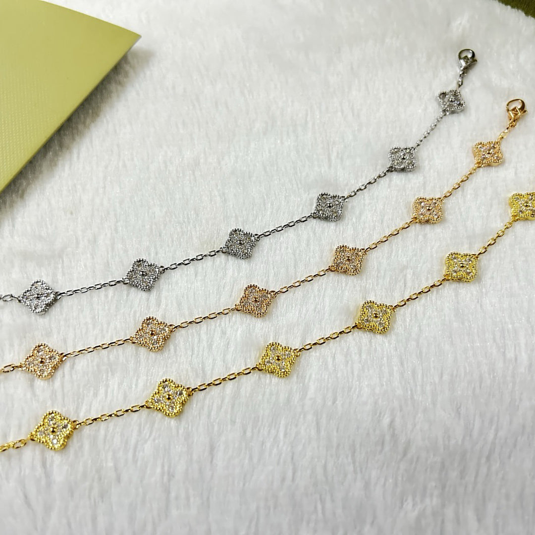 [Love More]CLOVER 6 MOTIF DIAMOND BRACELET