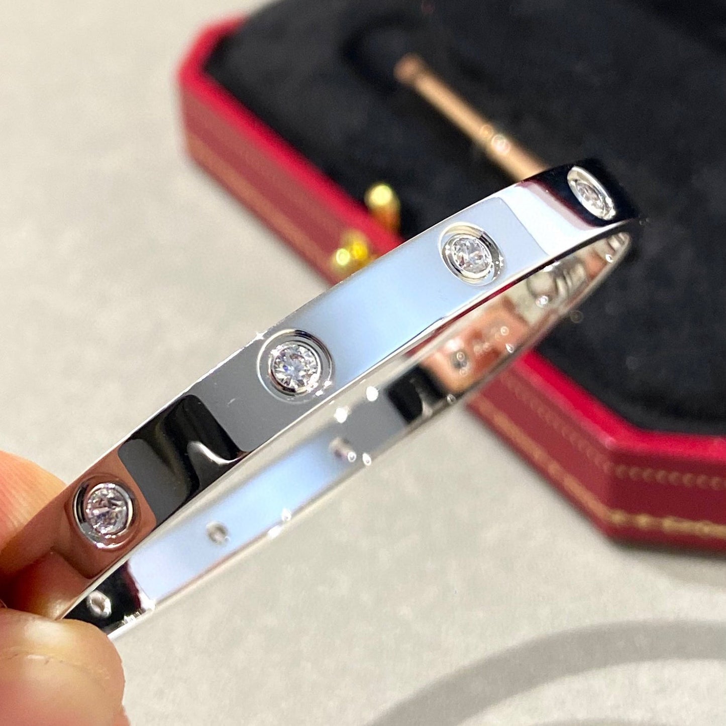 [Love More]LOVE BRACELET 6.1MM 10 DIAMONDS