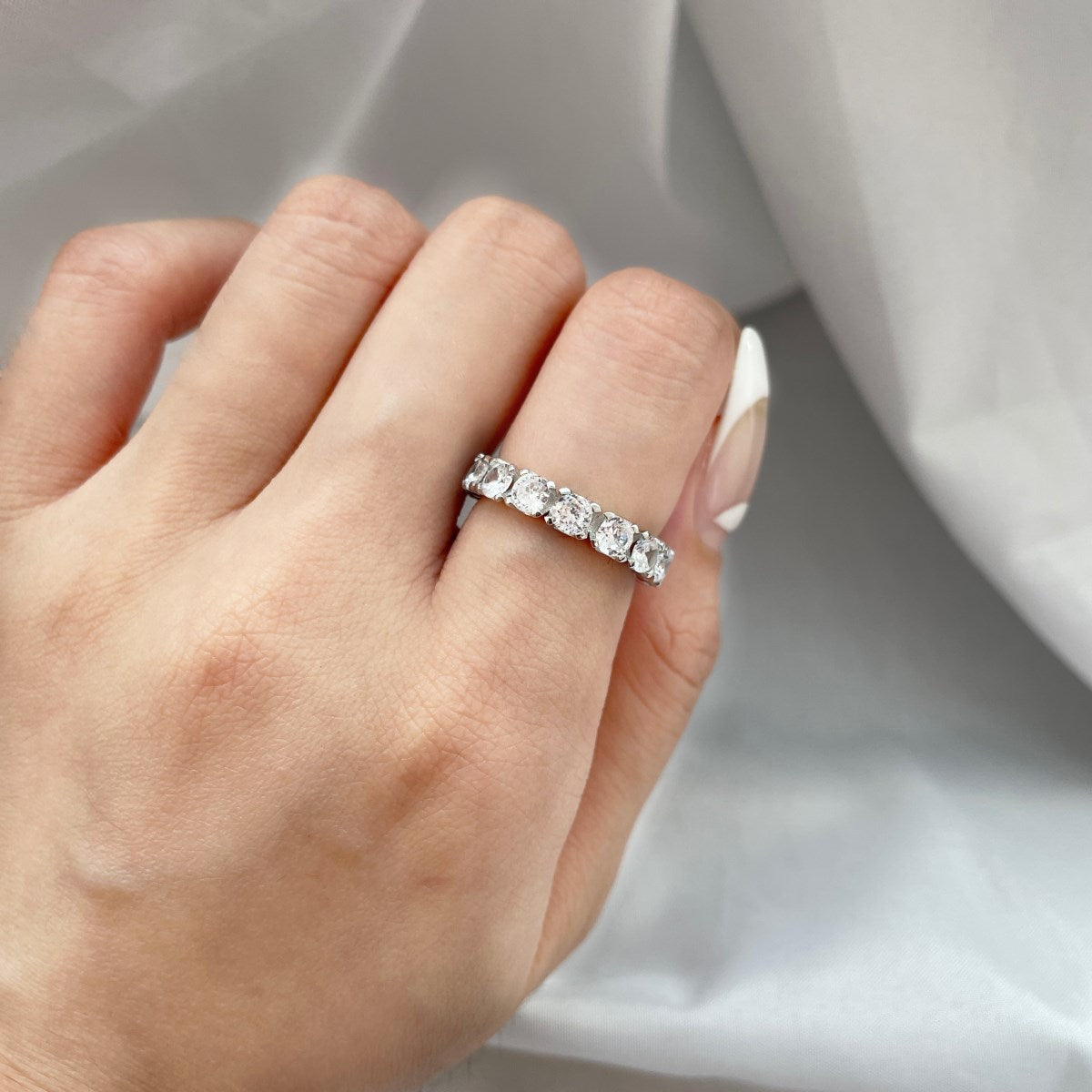 [Love More]Eternity Round Cut Tennis Ring