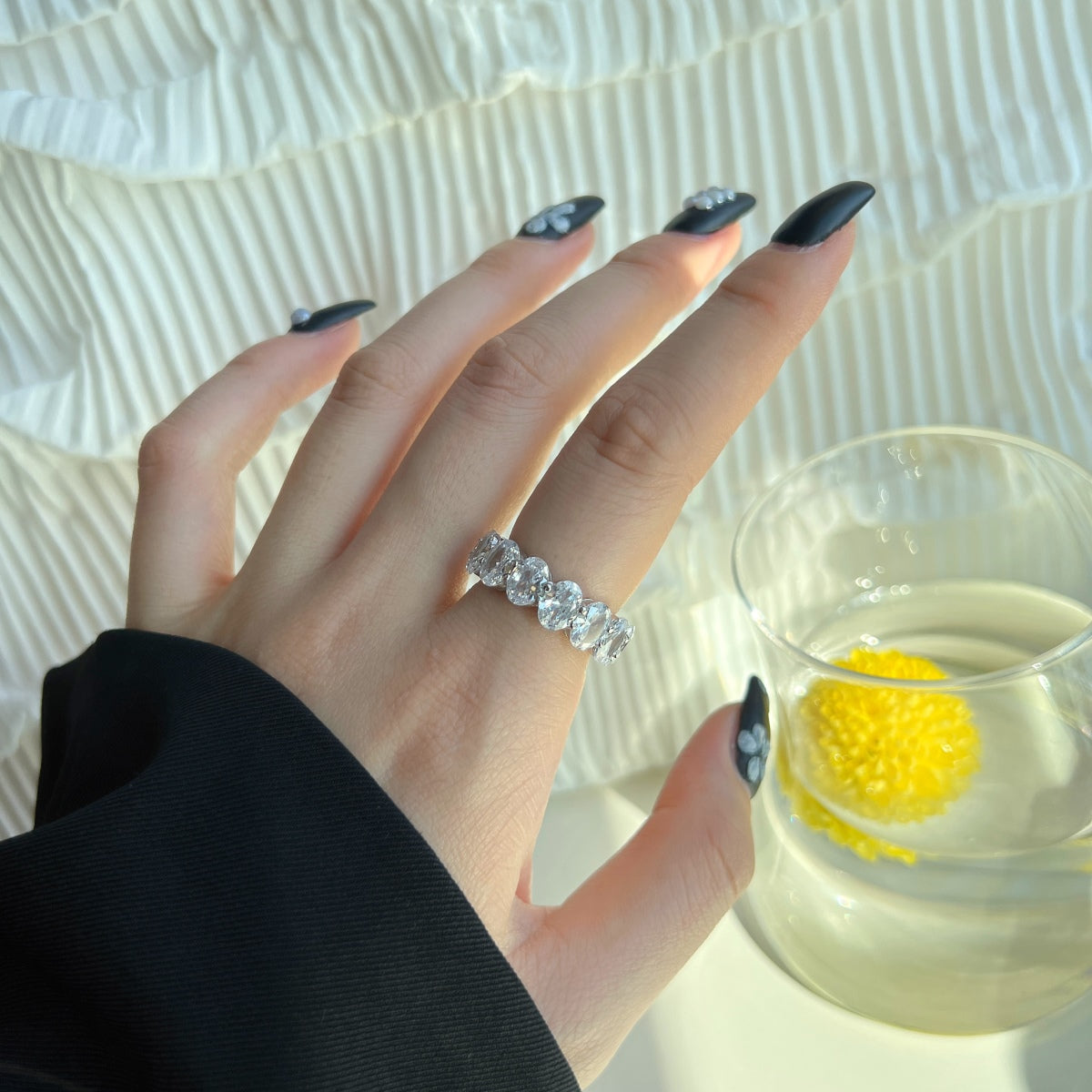 [Love More]Dainty Elongated Cushion Cut Tennis Ring
