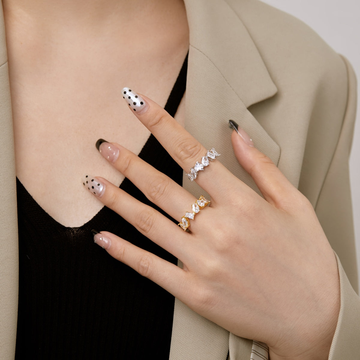 [Love More]Delicate Multi Cut Ring