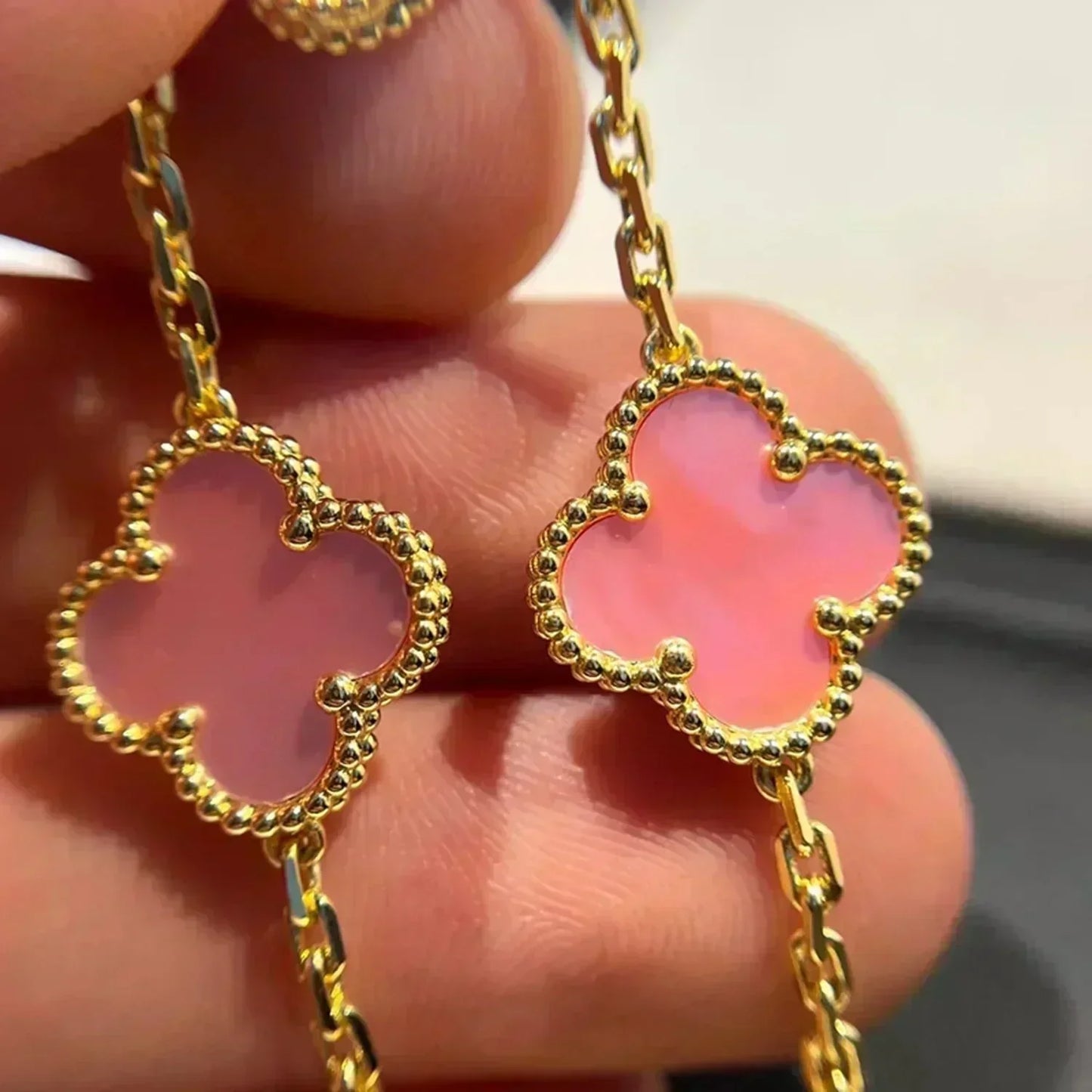 [Love More]CLOVER 5 PINK MOP BRACELET