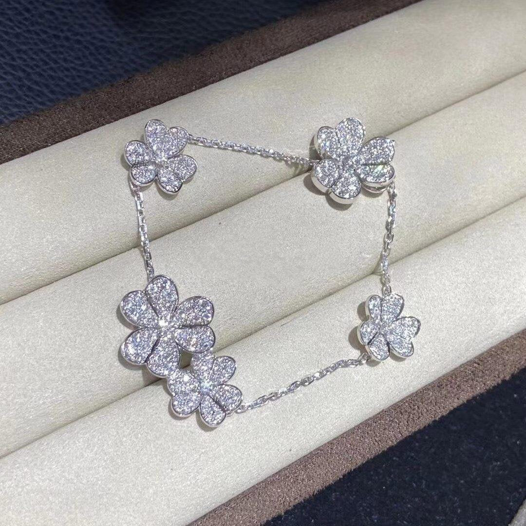 [Love More]FRIVOLE SILVER 5 FLOWERS BRACELET