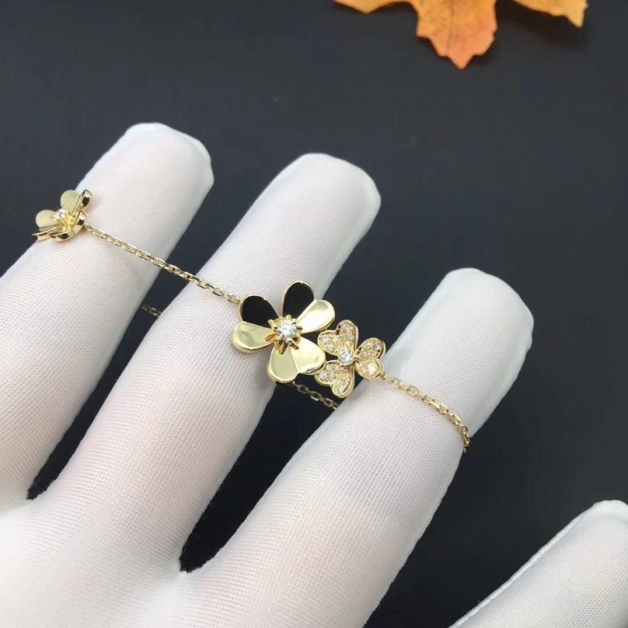[Love More]FRIVOLE GOLD 5 FLOWERS BRACELET