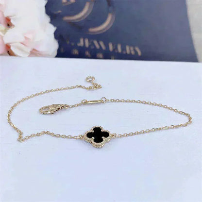 [Love More]CLOVER ONYX SINGLE FLOWER BRACELET