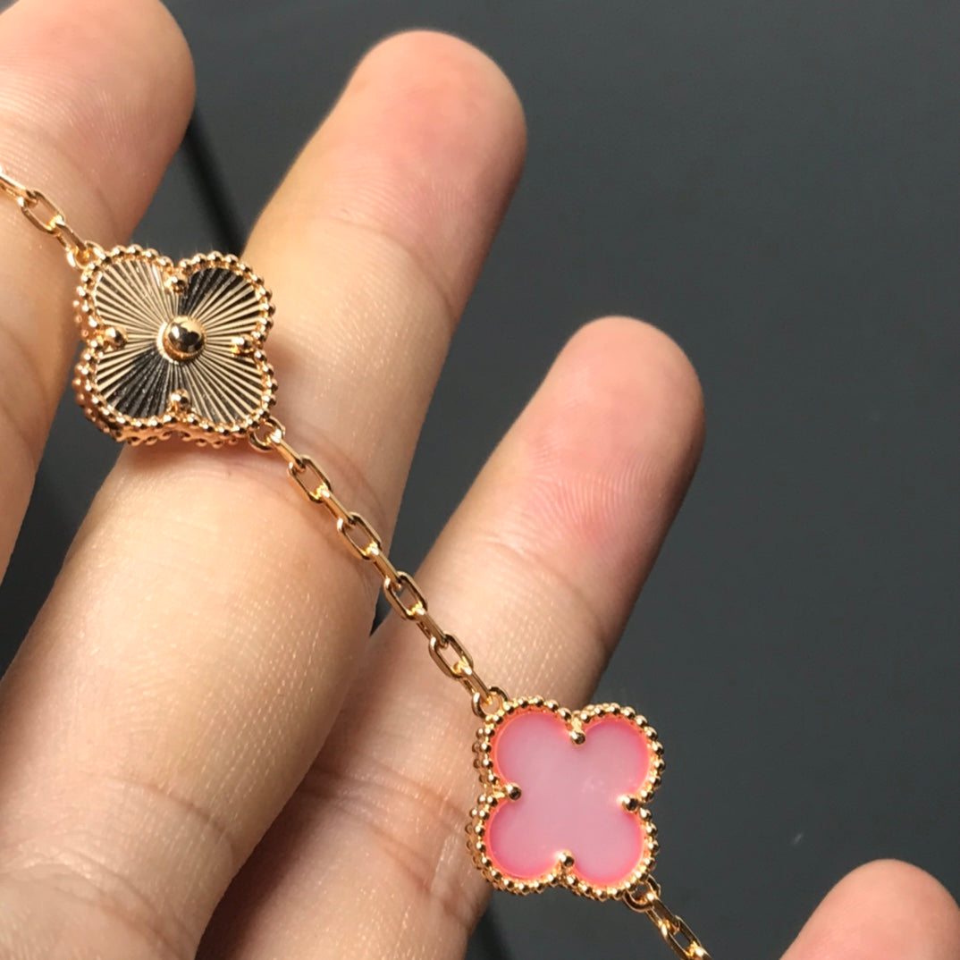 [Love More]CLOVER BRACELET 5 MOTIF PINK AND PINK GOLD